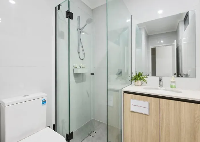 Professional Single 6 Walk To Curtin Uni Holiday home